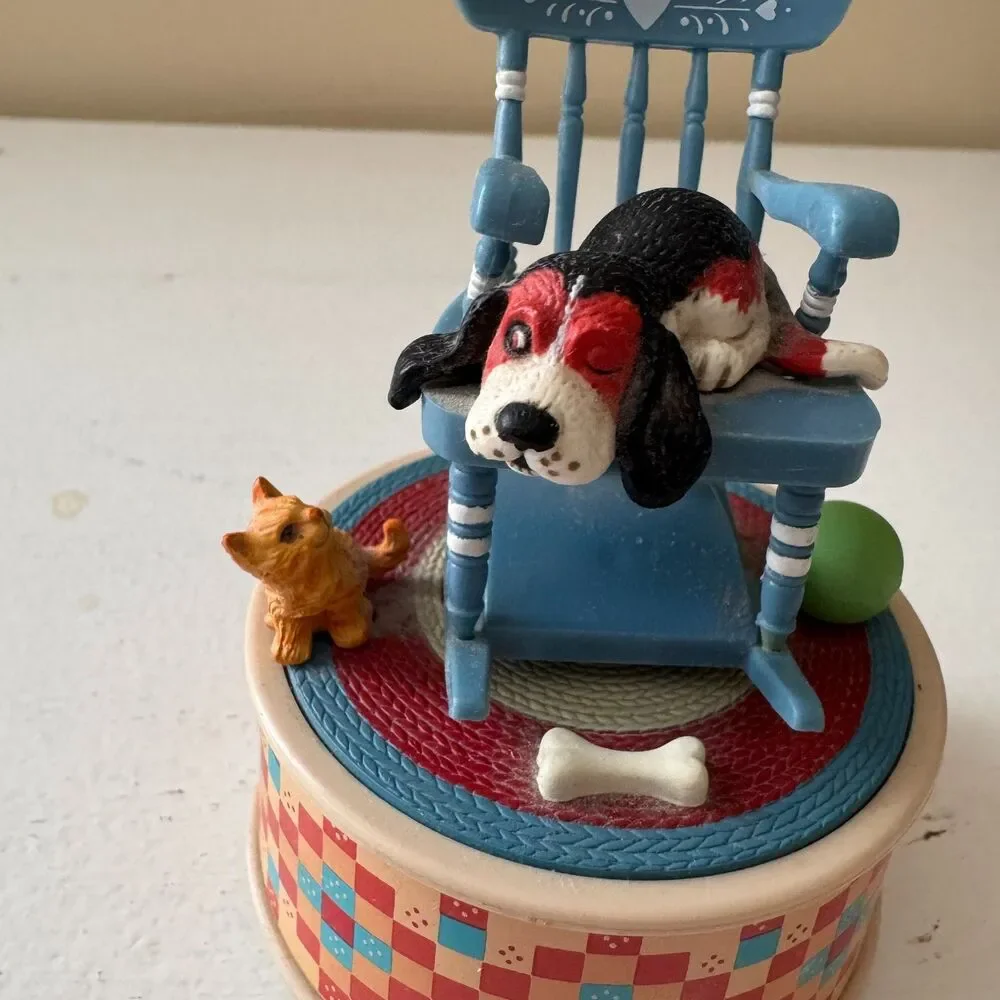 Enesco watchfull dog
